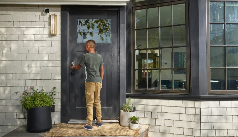 Vivint Smart Lock on home in Saginaw